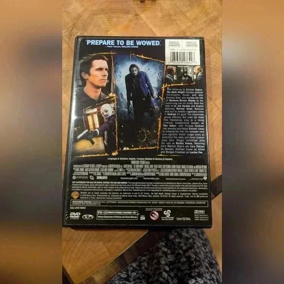 Batman The Dark Knight DVD Widescreen (EUC) - Picture 4 of 6